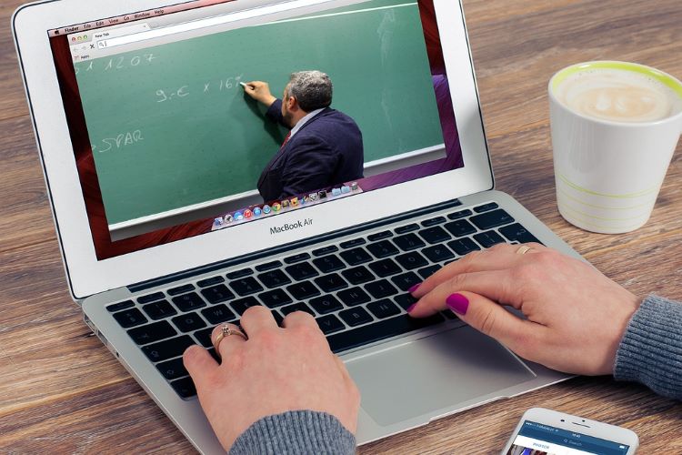 Improve Online Teaching Skills